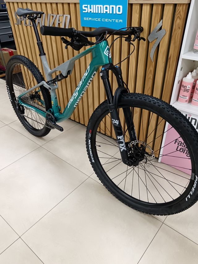 MEGAMO TRACK BUFF-MEGAMO 2025