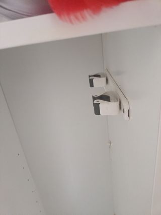 Armario blanco de escobero de cocina  hago envíos