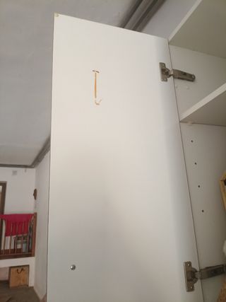 Armario blanco de escobero de cocina  hago envíos