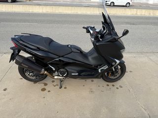 Yamaha TMAX DX