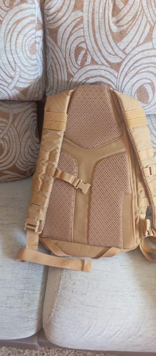 Mochila táctica 5.11 coyote sandstone