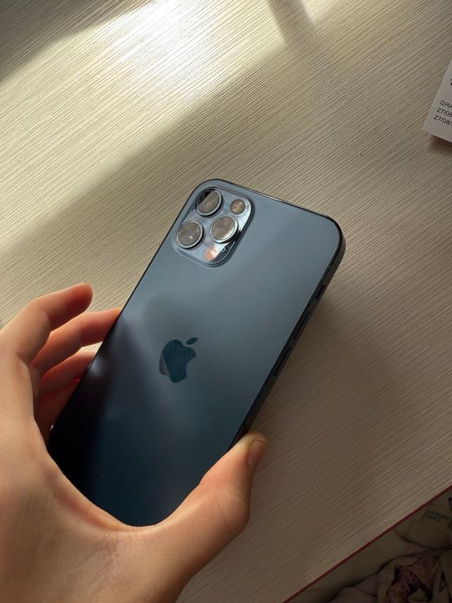 iPhone 12 Pro Azul Marinho