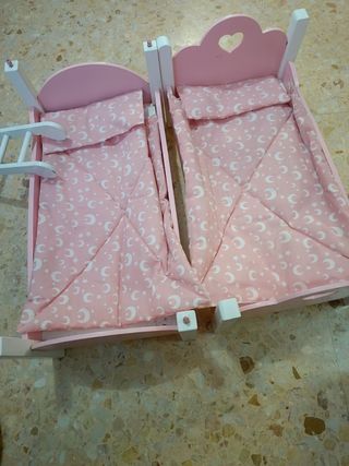 Cama litera muñecas rosa