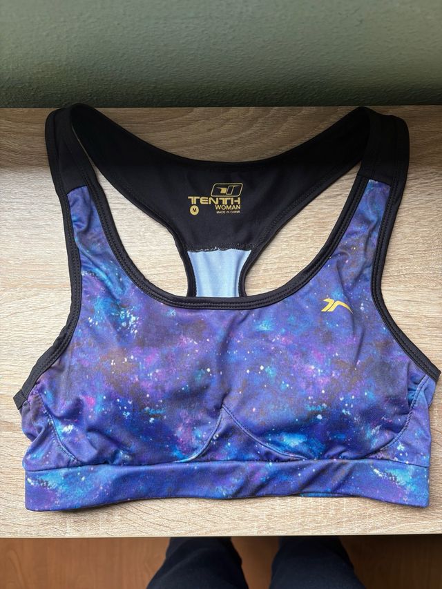 Top deportivo Tenth Woman