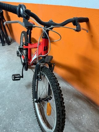 Bicicleta Conor WRC 20" 6v grip shift