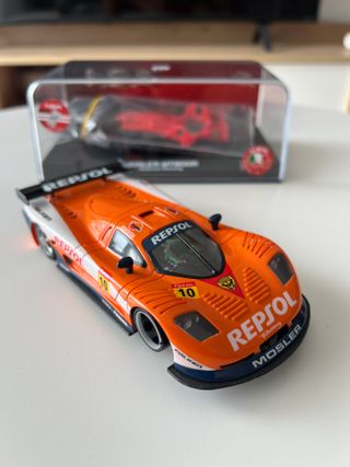 Coche de Slot Mosler Repsol NSR (scalextric) 1:32
