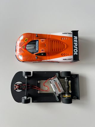 Coche de Slot Mosler Repsol NSR (scalextric) 1:32