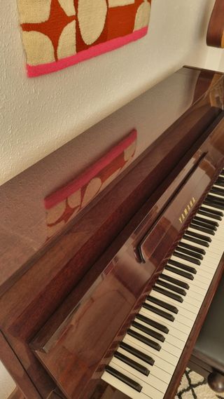 Piano Yamaha M108N - Piano de pared