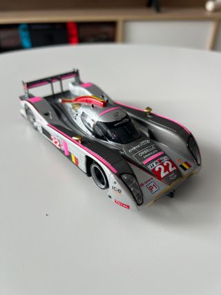 Coche Lola Aston Martin LMP Slot (scalextric)
