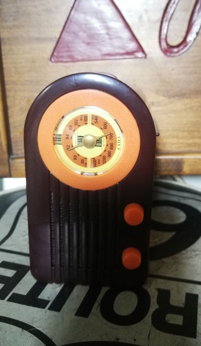 Radio vintage FADA mini
