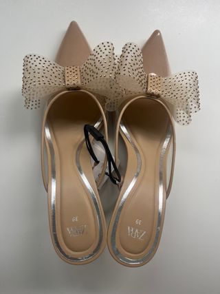 Zapatos Zara beige tacón 39