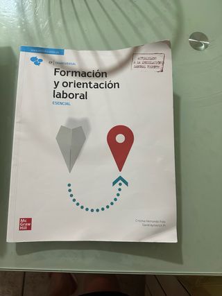 auxiliar enfermería , lote 60por separado 15 euros