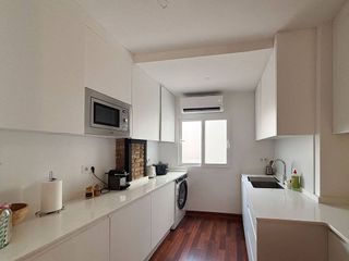 Piso en venta en La Roqueta en Valencia