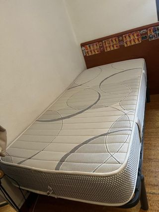 Cama individual con colchon