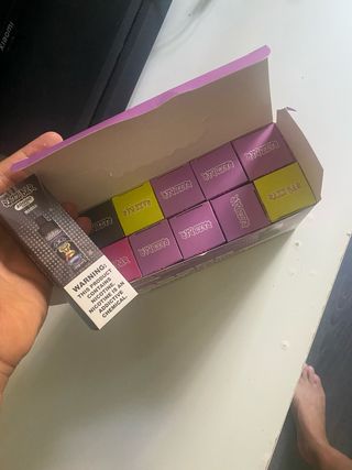 10000 puffs.
