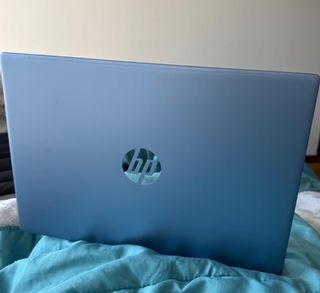 Portátil HP 15.6"   Icore3-N305,512g. Garantía 