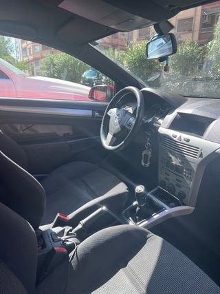 Opel Astra 2007