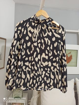 Lote de 8 prendas: blusas y tops