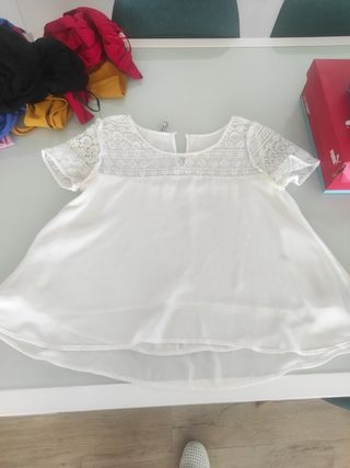 Blusa blanca encaje