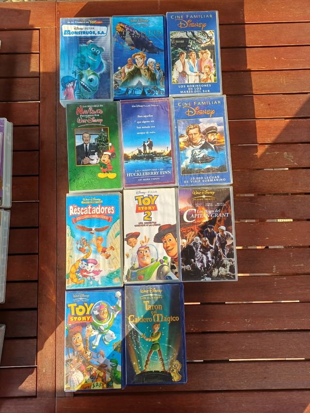 12 VHS Disney clásicos