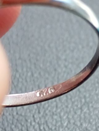 Anillo plata ley con Peridoto