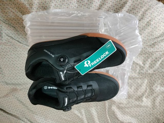 Zapatillas MBT  o deportes senderismo(44-45 talla)