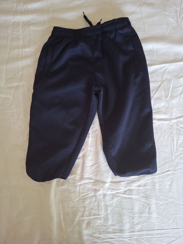 Pantaloncini sportivi blu tipo pinocchietto