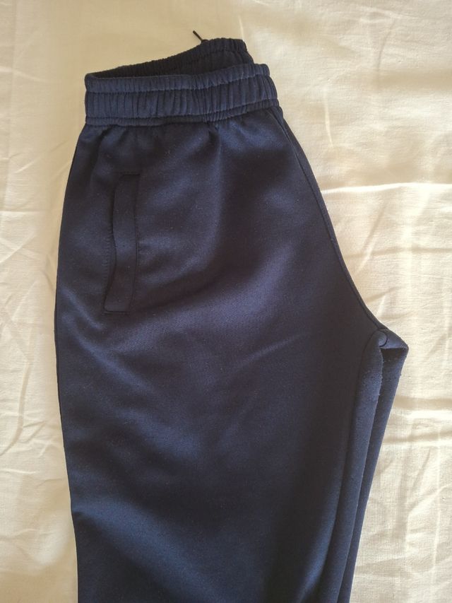 Pantaloncini sportivi blu tipo pinocchietto