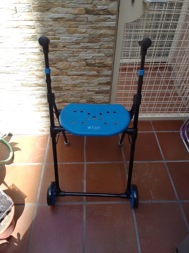 Andador para personas mayores