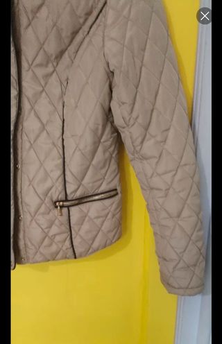 Cazadora acolchada beige mujer