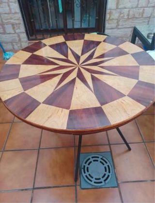 Tablero de mesa redonda vintage madera