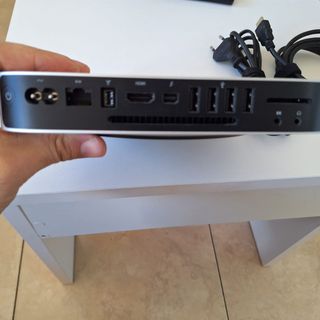 Mac mini 2012 Apple Plata