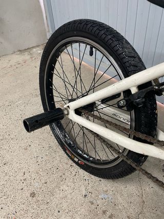BMX blanca usada