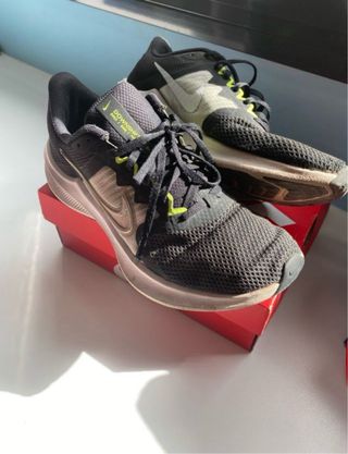 Zapatillas Nike Downshifter - Gris/Negras