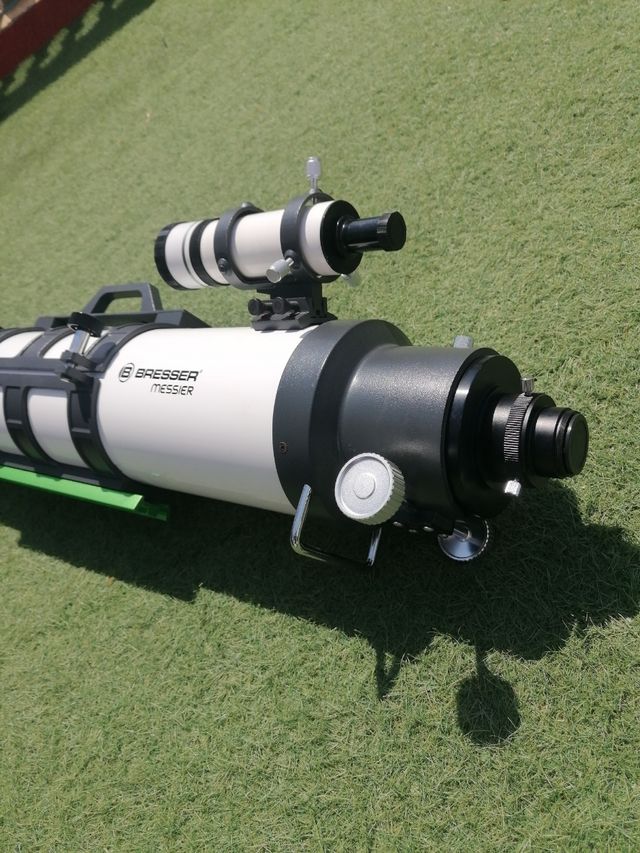 Telescopio Bresser Messier R152/760
