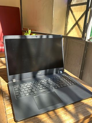 Portatil Acer TravelMateP 215-52