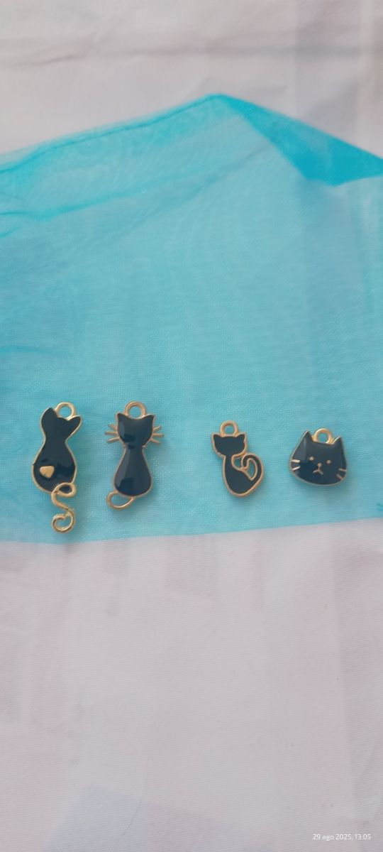 Pack 10 colgantes gatos metal esmaltado (nuevos)