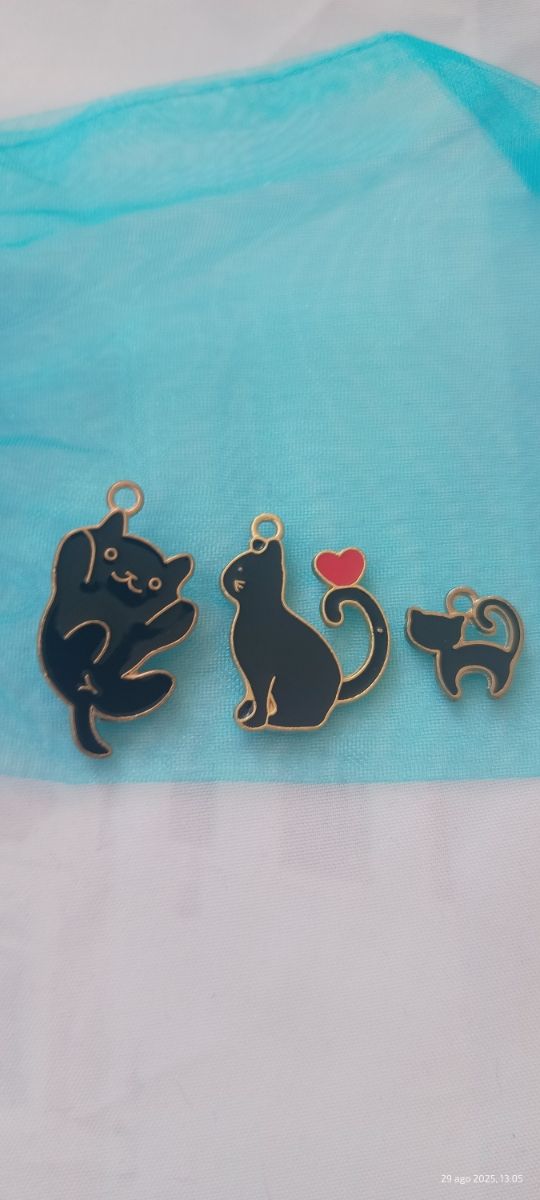 Pack 10 colgantes gatos metal esmaltado (nuevos)
