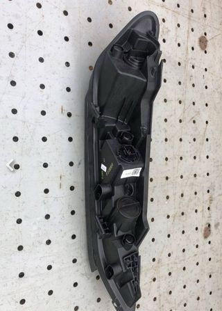 Faro izquierdo Hyundai Kona 