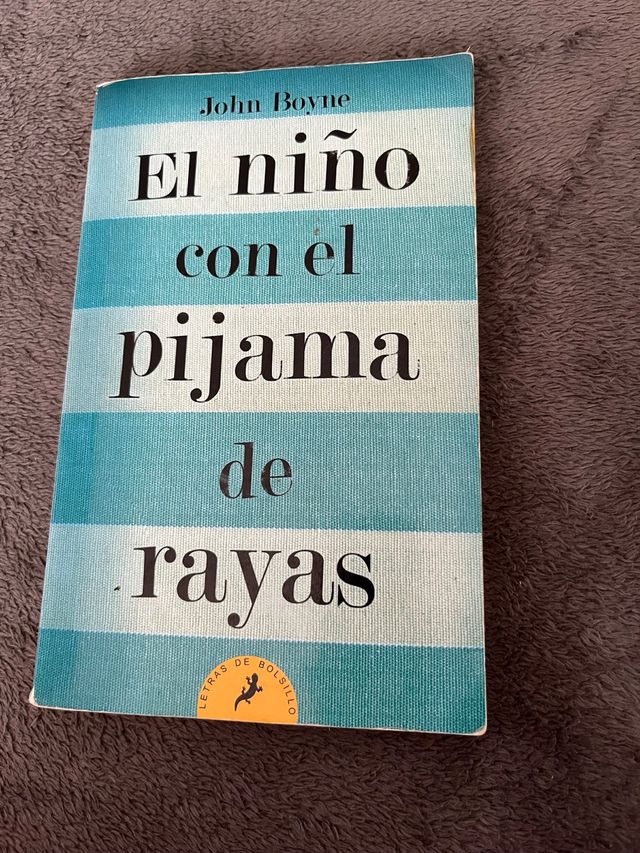 El niño con el pijama de rayas/ The Boy in the ...