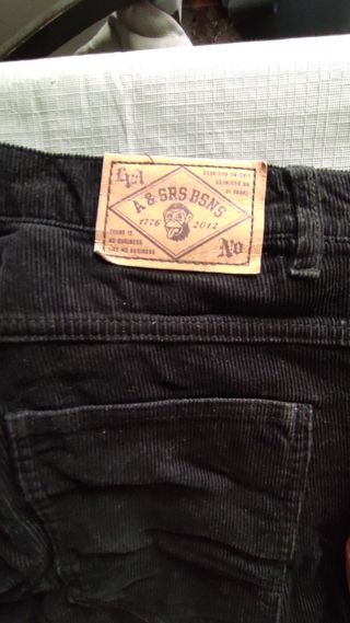 3 Pantalones pana: negro, marrón, gris Talla 40