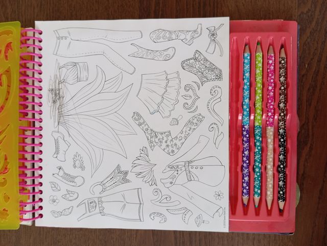 Nebulous Stars + Mis dibujos de estarcidos Disney