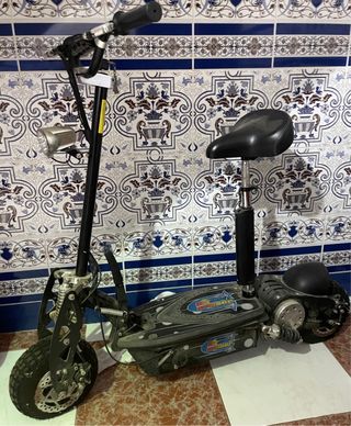 Patinete eléctrico con asiento