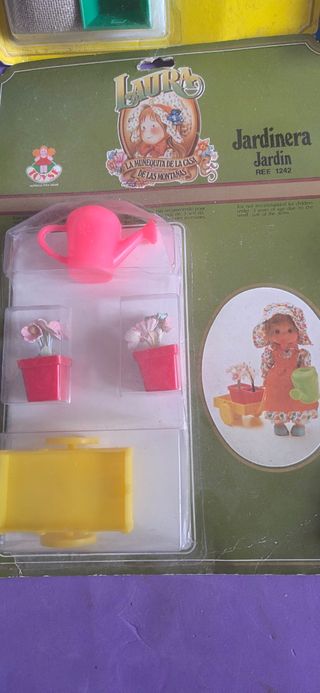 Muñecas Laura - 4 sets