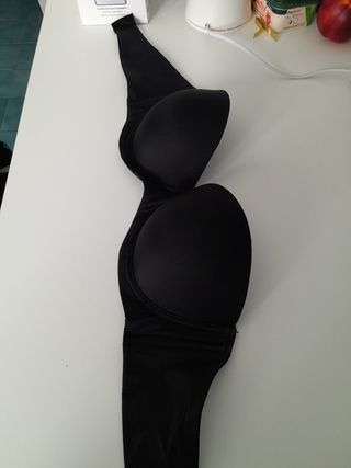 Sujetador negro sin tirantes 85B