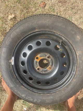 Rueda 195/60R15 Goodyear