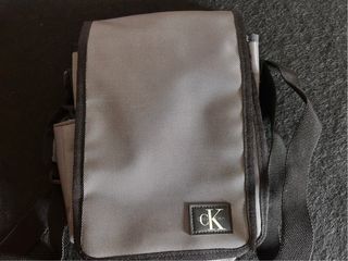Bolso Calvin Klein - Bandolera Gris/Negro