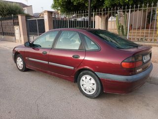Renault Laguna 1995