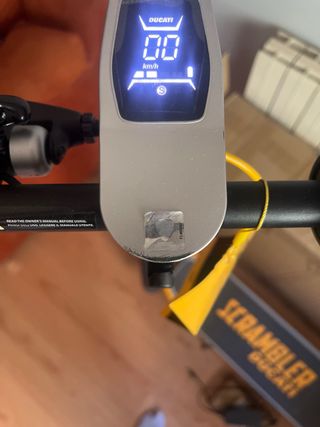 Patinete eléctrico Ducati Scrambler