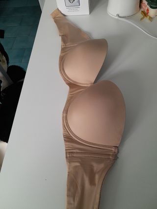 Sujetador beige sin tirantes 85B